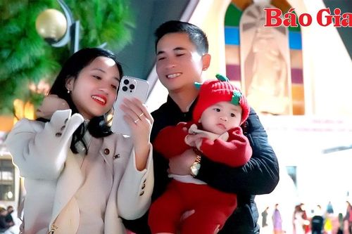 Cao nguyên Gia Lai rực rỡ sắc màu chào đón Noel 2024
