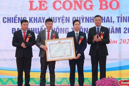 Công bố xã Chiềng Khay đạt chuẩn nông thôn mới