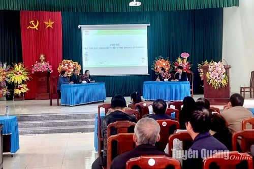 70 cán bộ, hội viên nông dân thành phố Tuyên Quang được truyền thông về xử lý rác thải