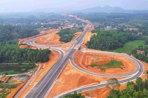 Giao thông Đèo Cả (HHV) gia tăng sở hữu tại 2 dự án cao tốc 23.000 tỷ đồng