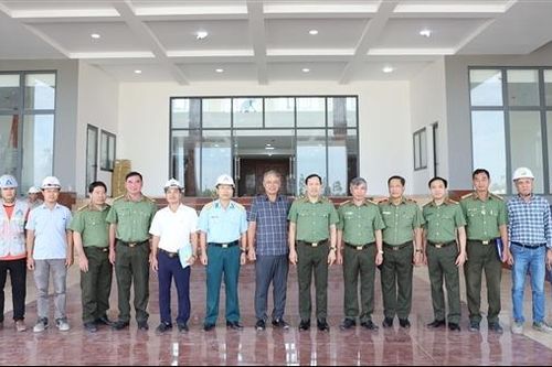 Thứ trưởng Lê Văn Tuyến kiểm tra tiến độ xây dựng trụ sở Công an tỉnh Sóc Trăng