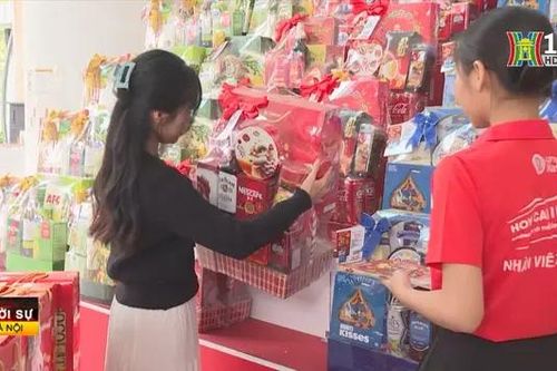 Quà Tết giá bình dân được ưa chuộng tại TP.HCM