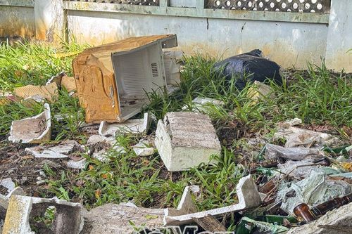 Vấn nạn vứt trộm rác thải