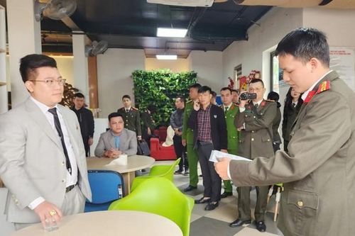 Lợi dụng tâm linh để lừa bán đồng tiền 'lượng tử'