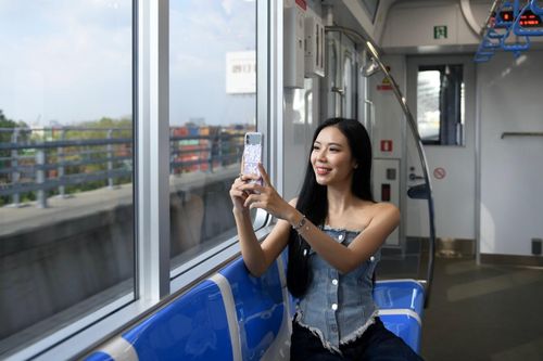 Dùng app nào để tra đường đi tuyến metro số 1?