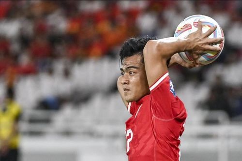 Sao ném biên ĐT Indonesia đón sinh nhật buồn đúng ngày đội nhà bị loại ở AFF Cup, 'tuyệt chiêu' bị khắc chế