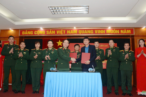 CLB bóng chuyền nữ Thông tin tái ngộ HLV Phạm Văn Long