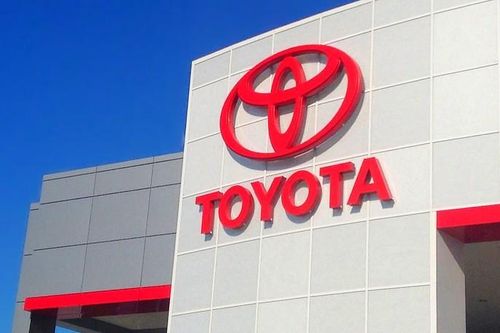 Sau hàng loạt 'ông lớn', thêm Toyota tài trợ 1 triệu đô la cho lễ nhậm chức của ông Trump