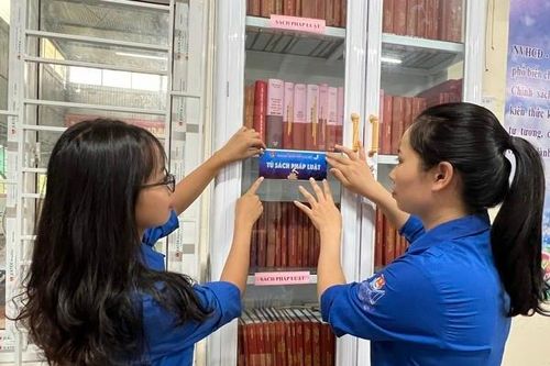 Nhân rộng mô hình tủ sách pháp luật hay, hiệu quả