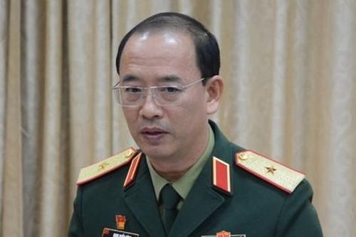 Bản tin 8H: Thiếu tướng Đinh Quốc Hùng bàn giao chức trách, nhiệm vụ