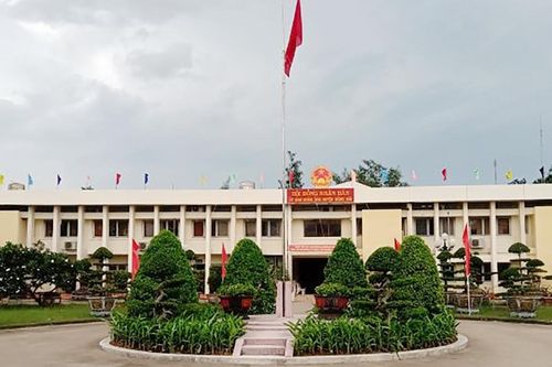 Chủ tịch huyện ở Bạc Liêu báo cáo không trung thực, không xử lý vi phạm