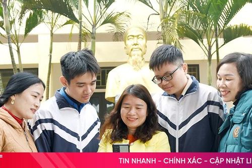 Thành tích đáng nể của 2 nam sinh trường làng ở Hà Tĩnh