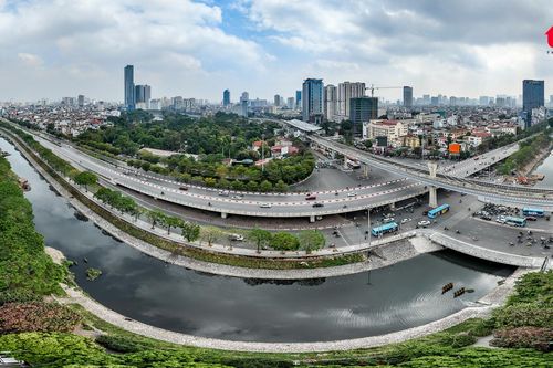 Ảnh 360 độ: Sông Tô Lịch ngóng chờ hai dự án lớn để 'hồi sinh'