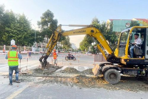 Cần Thơ vận hệ thống đèn tín hiệu tại 2 nút giao thông lớn