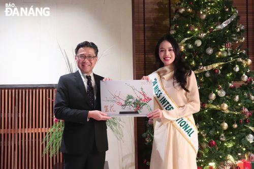Hoa hậu Quốc tế Huỳnh Thị Thanh Thủy giao lưu, trải nghiệm văn hóa truyền thống Nhật Bản