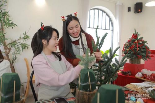 Mô hình Workshop - Hoạt động giải trí mới thu hút giới trẻ
