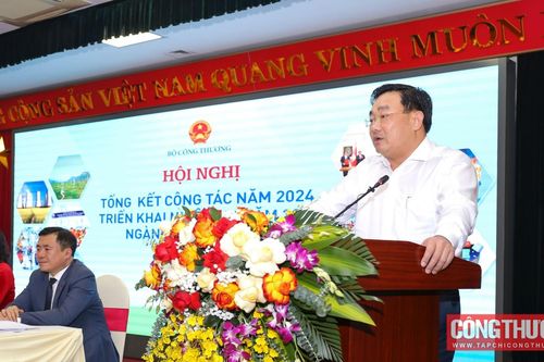 Phát triển tỉnh Ninh Thuận thành trung tâm năng lượng sạch, năng lượng tái tạo của cả nước