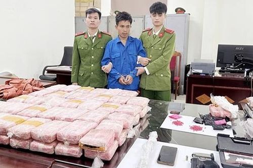 Công an Sơn La phá nhiều vụ mua bán ma túy, pháo nổ
