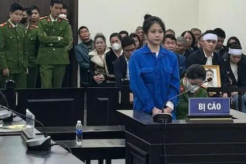 Nữ sinh đại học đâm chết bạn trai vì một tin nhắn: Bài học đắt giá sau phút cuồng ghen