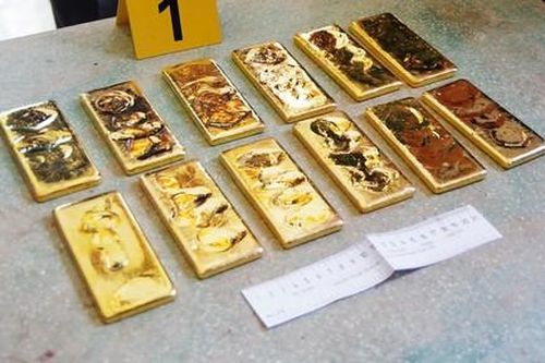 An Giang: Bắt đối tượng dùng xuồng máy vận chuyển hơn 12kg vàng lậu