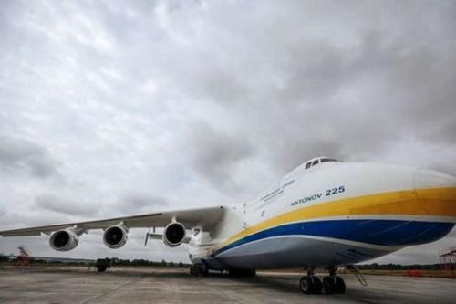 Vận tải cơ siêu lớn An-225 thứ hai đã hoàn thành 70%