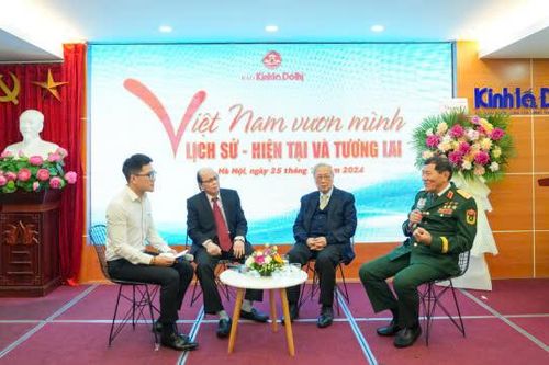 'Việt Nam vươn mình: Lịch sử - Hiện tại và Tương lai'