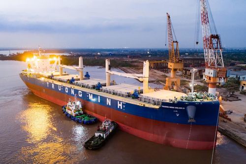 Bàn giao tàu 65.000 DWT, tàu hàng lớn nhất do Việt Nam đóng cho đối tác
