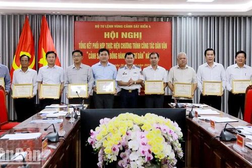 Triển khai hiệu quả chương trình 'Cảnh sát biển đồng hành với ngư dân' năm 2024