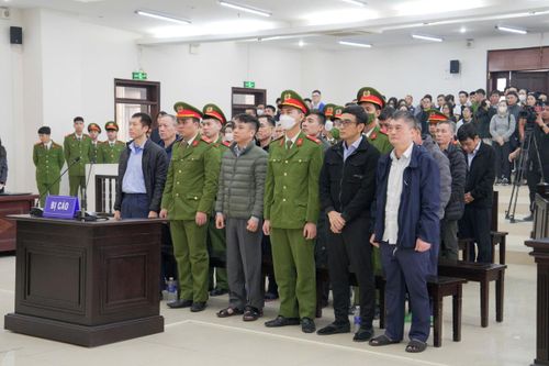 Hoãn phiên tòa xét xử phúc thẩm cựu Chủ tịch FLC do tình hình sức khỏe của bị cáo Trịnh Văn Quyết