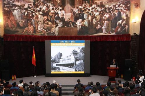 Một trăm năm nghệ thuật Việt Nam từ góc nhìn liên ngành và khai phóng
