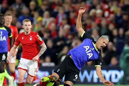 Nhận định Nottingham Forest vs Tottenham, 22h00 ngày 26/12: Hiểm họa chờ 'Gà trống'