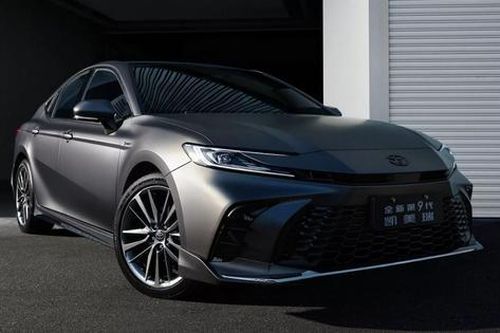 Toyota Camry có thêm bản đặc biệt