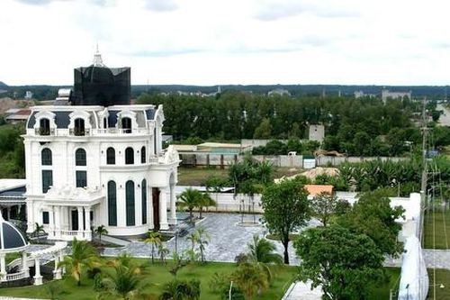 Bình Thuận chốt phương án tháo dỡ biệt phủ không phép của đại gia khoáng sản