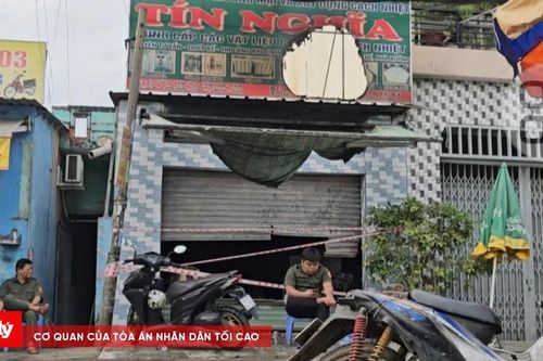 Cháy nhà dân lúc rạng sáng, 2 người nhập viện