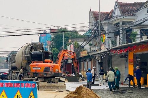 UBND tỉnh Nghệ An yêu cầu kiểm tra thi công các dự án, đảm bảo lưu thông thuận lợi trên các tuyến phố thành Vinh