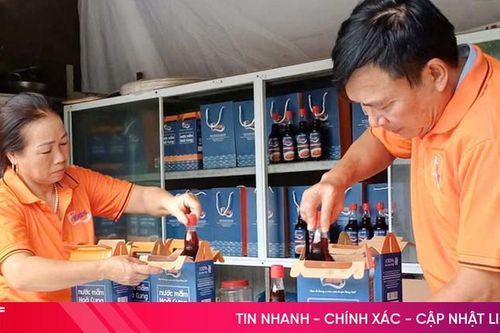Nước mắm Hòa Cung - vị đậm đà của muối Hộ Độ và ngọt béo của cá cơm