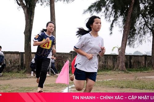 Tranh tài Đại hội điền kinh - thể thao học sinh phổ thông ở Nghi Xuân