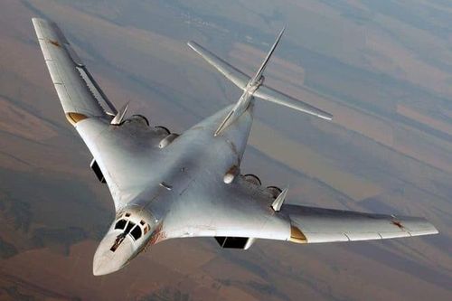 Máy bay ném bom Tu-160M: 'Thiên nga trắng' thống trị bầu trời