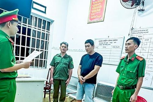 Khởi tố bắt tạm giam tài xế ngủ gật, gây tai nạn làm 2 người tử vong