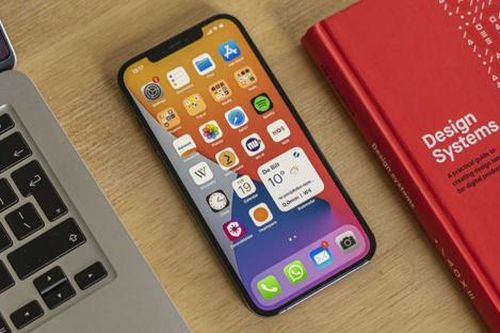 Tạm quên iPhone SE 4, hãy thử chiếc iPhone này với camera kép và giá dưới 5 triệu