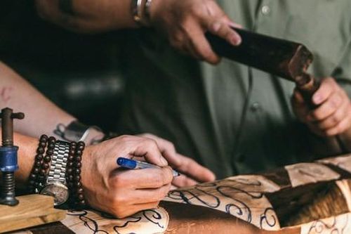 Triển lãm 'Thời gian' - cuộc đối thoại giữa di sản kiến trúc dân gian và hội họa đương đại