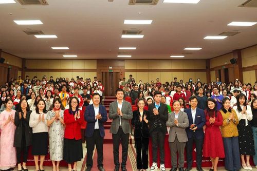Đón 'sóng' Blockchain và AI: Cơ hội để giới trẻ vươn xa trong kỷ nguyên số