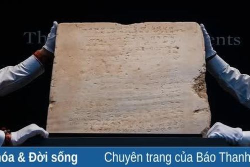 Kỷ lục tấm bia đá được bán với giá hơn 120 tỷ đồng