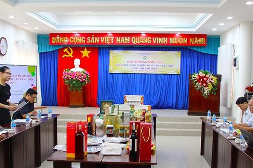 Hội đồng bình chọn 22 sản phẩm công nghiệp nông thôn tiêu biểu tỉnh An Giang năm 2024