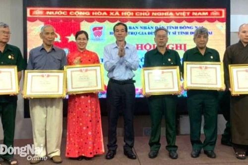 Tiếp tục tìm giải pháp hỗ trợ các gia đình liệt sĩ