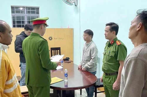 Khởi tố, bắt tạm giam 2 nhà báo ở Gia Lai