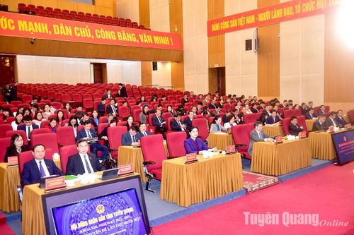 Kỳ họp chuyên đề lần thứ 11 HĐND tỉnh thông qua 17 nghị quyết quan trọng