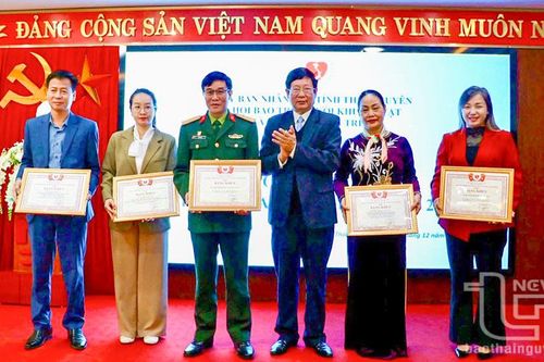 Tiếp nhận, hỗ trợ kịp thời các trường hợp gặp khó khăn