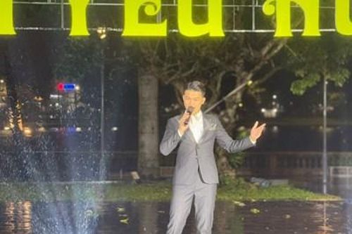 Hát về tình yêu Cố đô