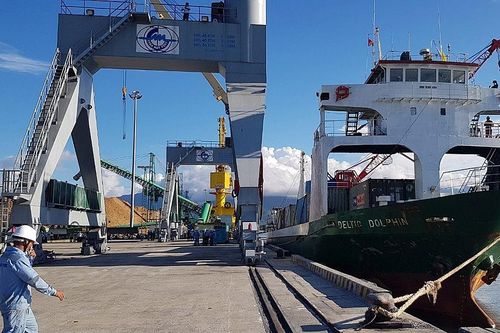 Thừa Thiên – Huế: Kéo dài thời gian hỗ trợ hãng tàu biển mở tuyến vận chuyển container qua cảng Chân Mây
